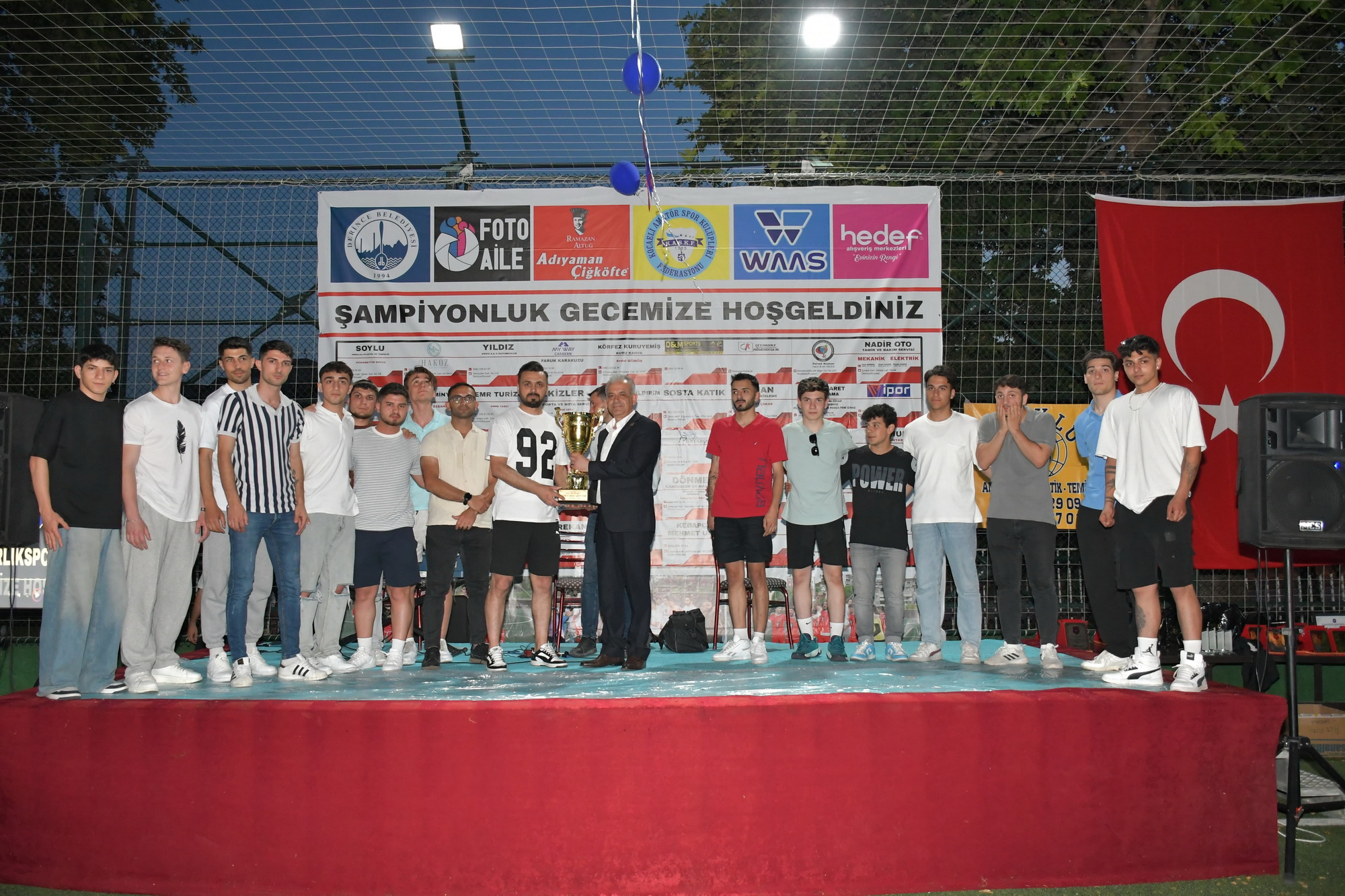 Derince Birlikspor ampiyonluk Gecesinde Bulutu