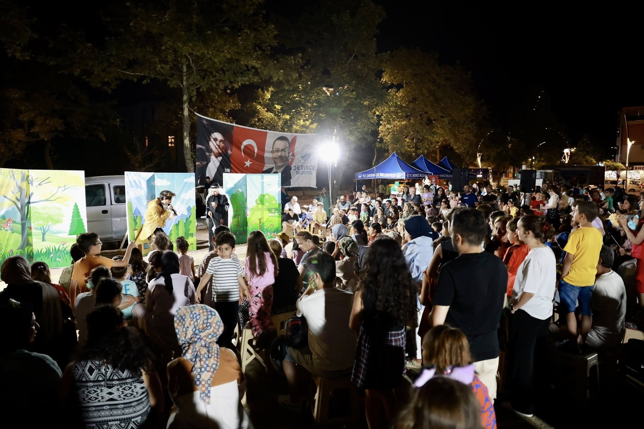 ocuklar Hem Eleniyor Hem reniyor