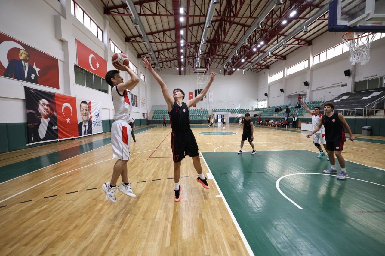 Cumhuriyet Cokusu Sporla Taland