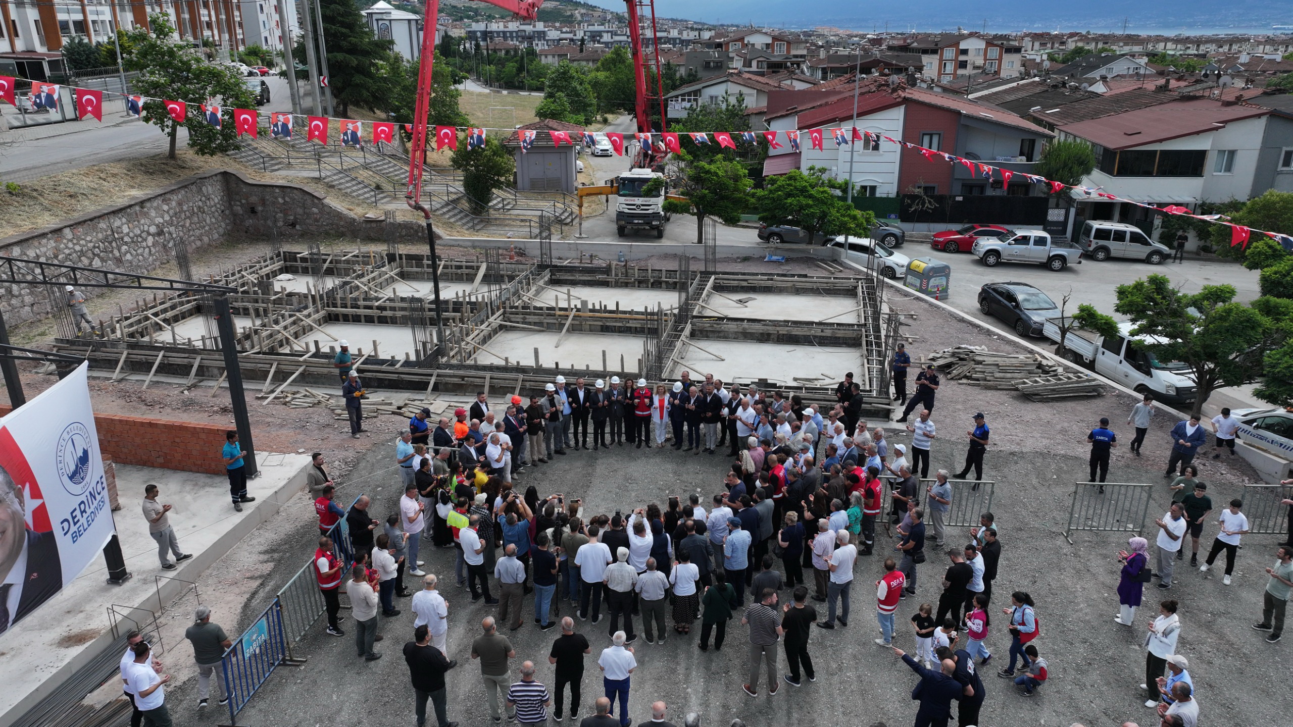Afet Mutfa�� ve Lojistik Deposu�nun Temeli At�ld�
