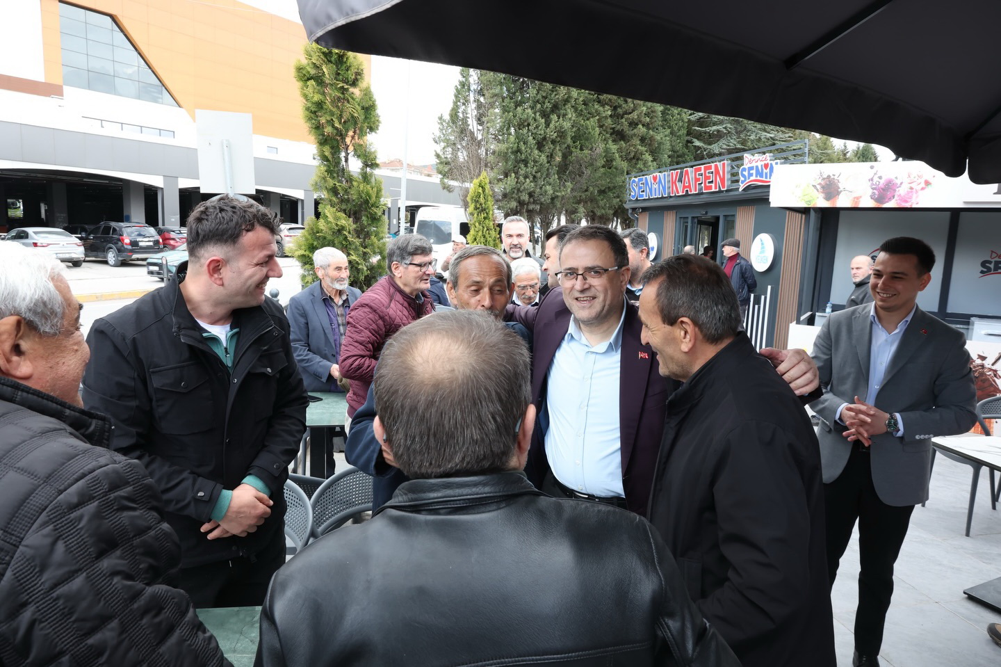 Ba�kan G�k�e, Derince�yi Ad�m Ad�m Geziyor